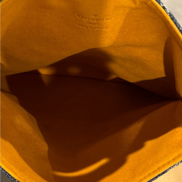 Louis Vuitton Blue Denim Monogram Clutch Push Lock Pochette Plat - Picture 12 of 16